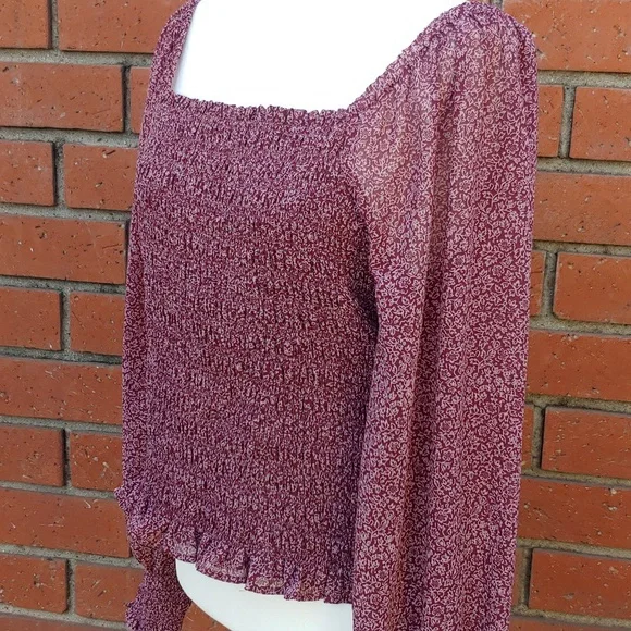 Madewell Smocked Women's Peasant Chiffon Top in Burgundy size Large - Picture 8 of 14